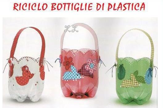 Cestas con botellas de plástico